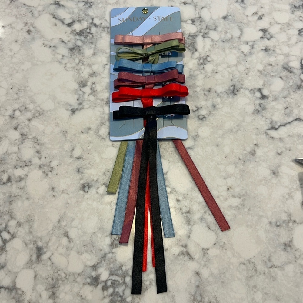 NWT Sunday State  set of 6 Hair clips bows ribbons